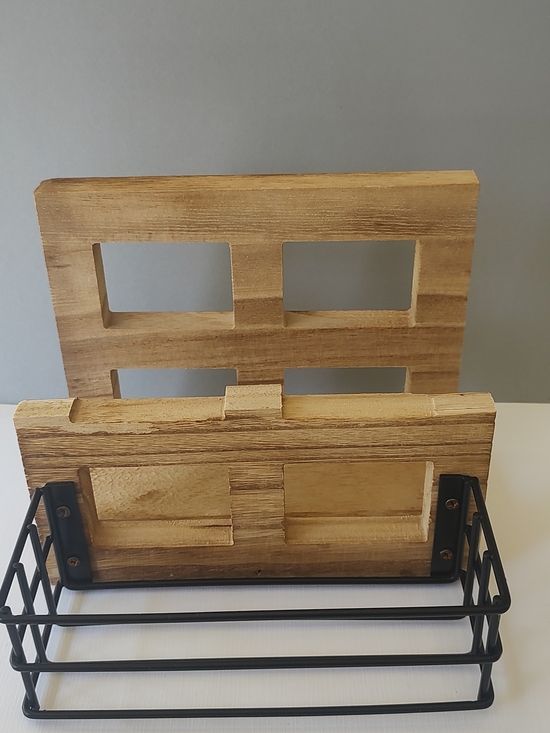 Decorative Napkin Holder Wood Regular Size New With Space For Salt And Pepper - Picture 3 of 8